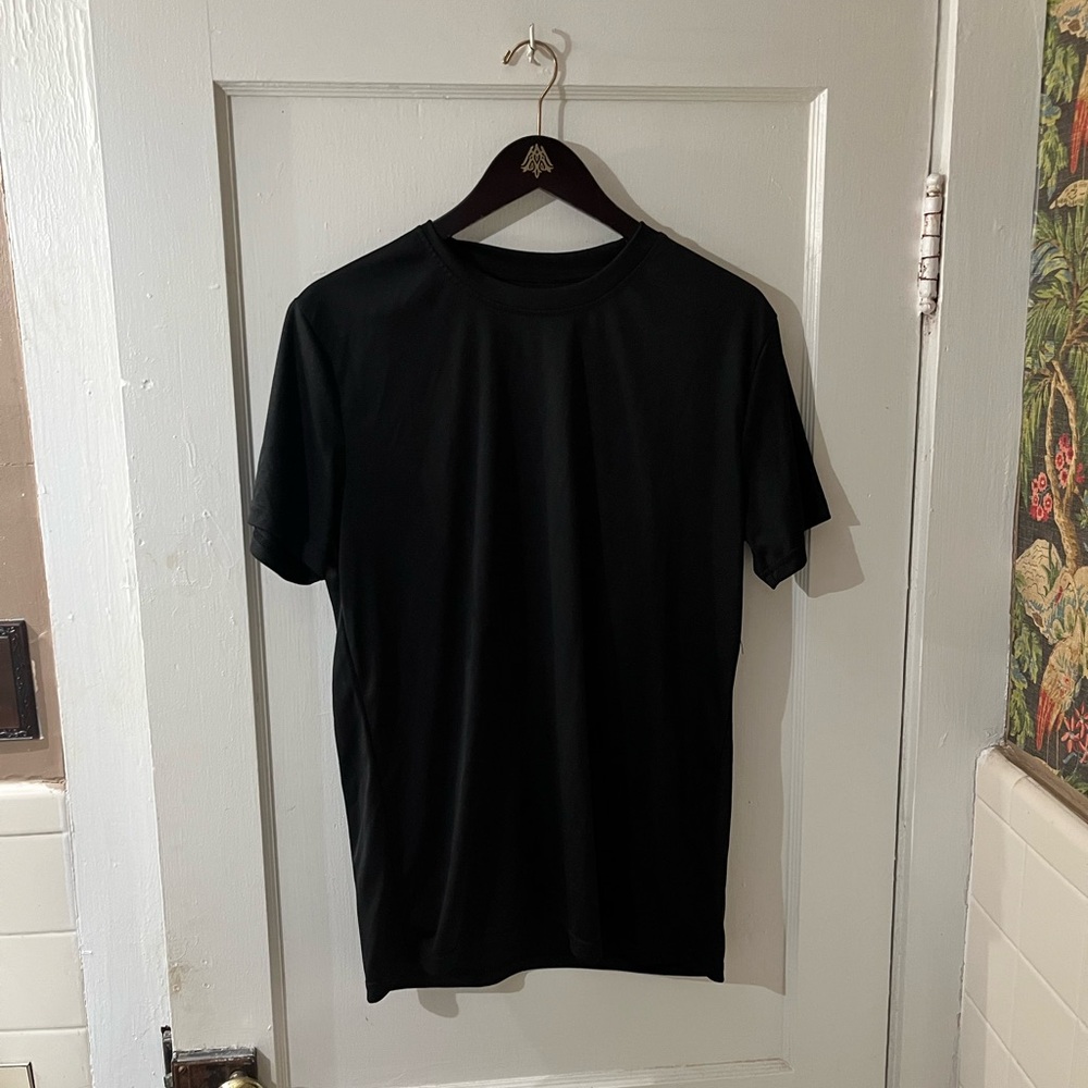Men’s Black Athletic Performance T-Shirt Size Large | Lightweight Activewear